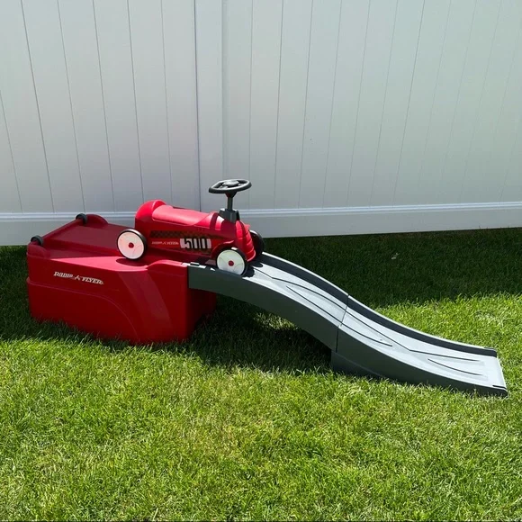 Radio Flyer Toys Radio Flyer 50 With Ramp Toddler Push Car